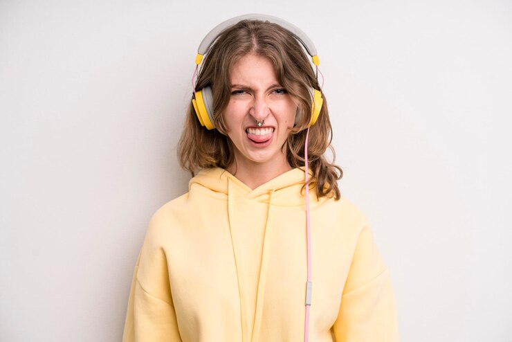Foto tiener meisje muziek en koptelefoon concept