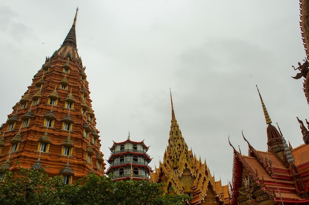 Photo tiger cave temple wat tham suea tha muang district kanchanaburithailand