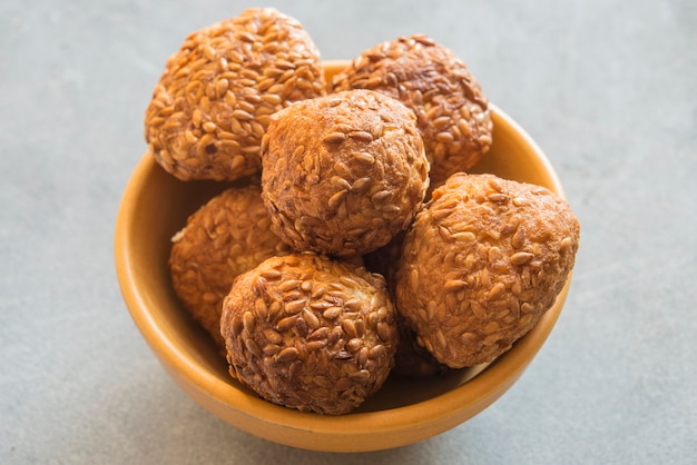 Til ke laddu of sesame seeds