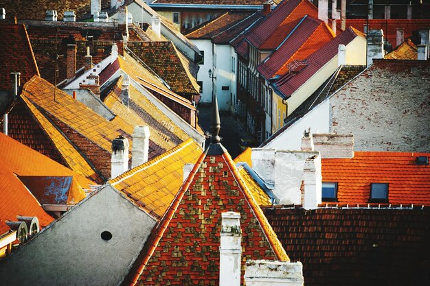 Photo tiled roofs of town houses