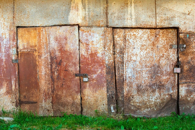 Tin metal barn doors