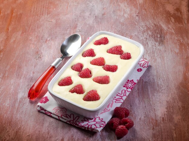 Tiramisu with raspberry