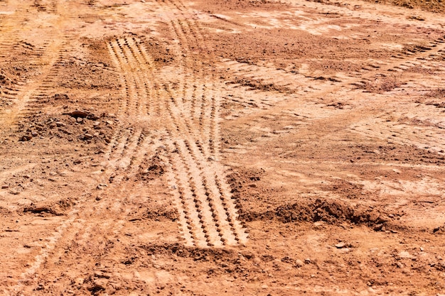 写真 地面に疲れたトラック。