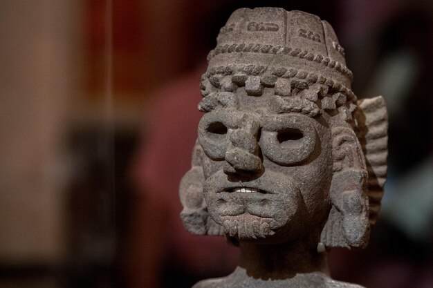 Tlaloc de Mexicaanse god van het detail van het regenstandbeeld