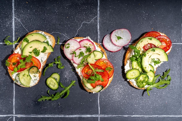 Toast sandwiches with fresh vegetables