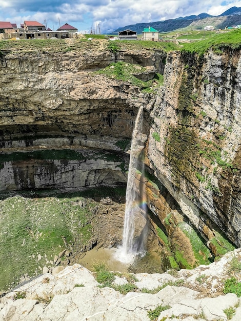 Tobot Waterfall Khunzakh Waterfalls natuurmonument van Dagestan Rusland 2021