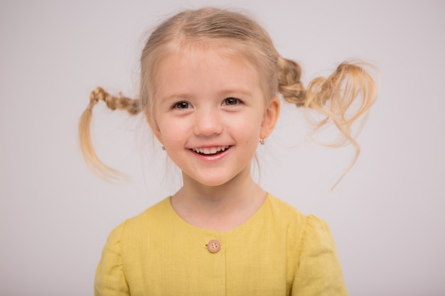 Photo toddler girl bread light