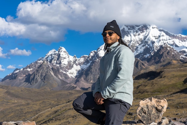 Toeristen in de Nevado del Ausangate in de stad Cusco door Yuri Ugarte Cespedes