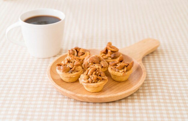 toffee cupcake with coffee