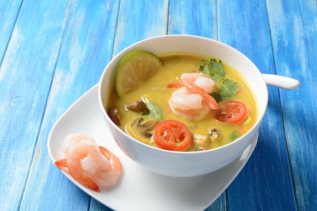 Tom Yam kung Pittige Thaise soep met garnalen