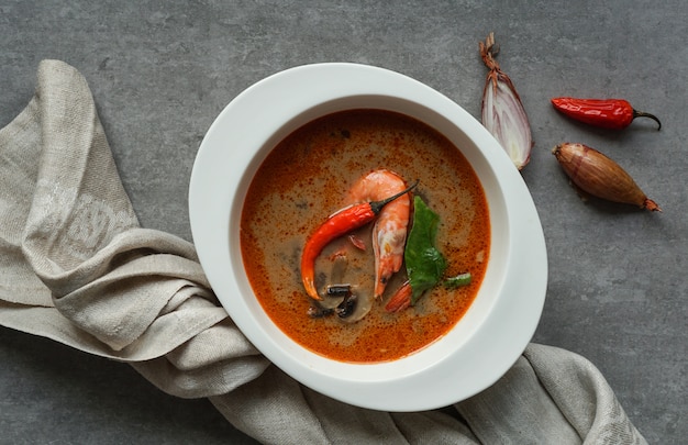 Tom Yam kung Spicy Thai soup