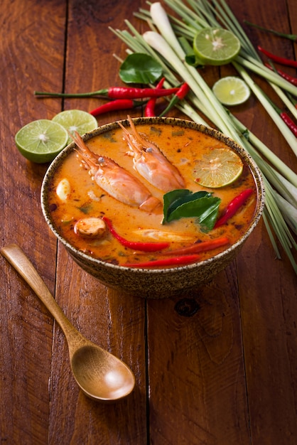 Tom Yum Goong, тайская традиционная еда