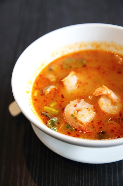 Tom Yum 수프 태국 전통 매운 새우 수프