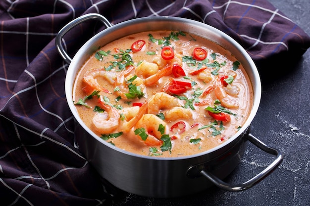 Photo tom yum soup, tom kha soup