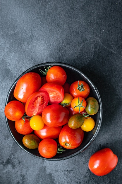 Tomaat verse rijpe groenten voor salade