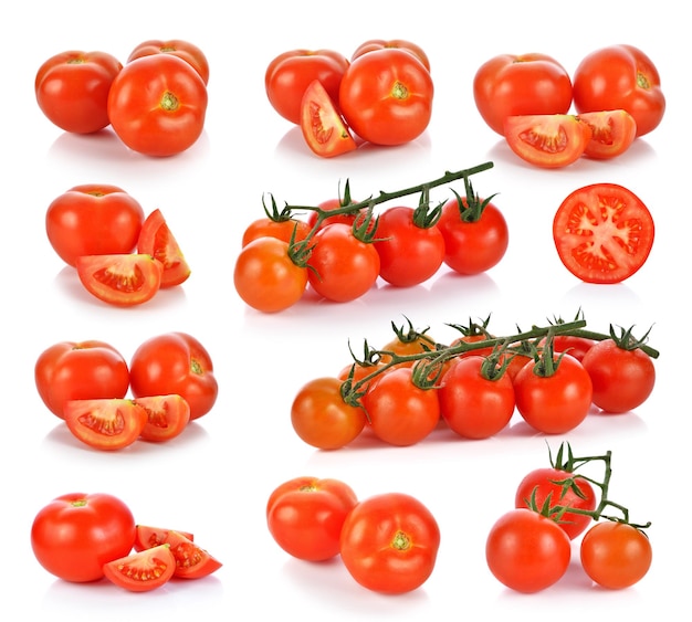 Foto tomaten geïsoleerd op witte achtergrond