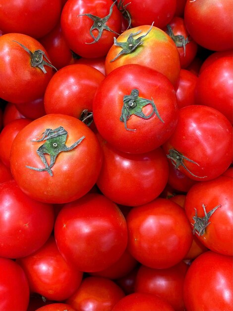 Foto tomaten op de markt