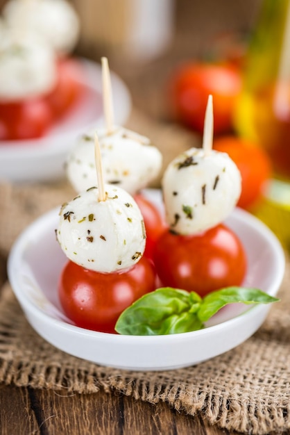 Tomato Mozzarella Salad with Basil