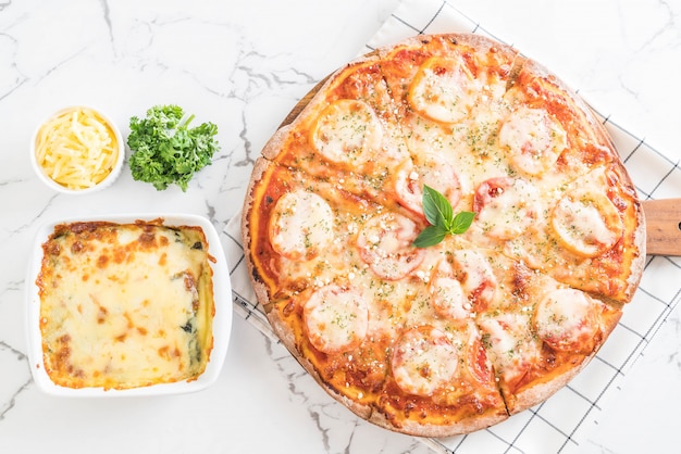 tomatoes pizza on table 