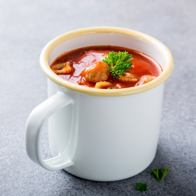 Tomatoes soup with meat balls