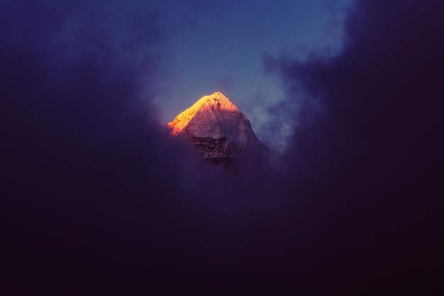 Toneelmening van bergen, Kanchenjunga-gebied, Himalayagebergte, Nepal.