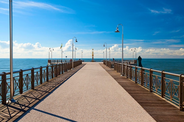 Tonfano pier view