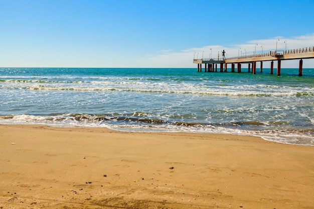 Tonfano pier