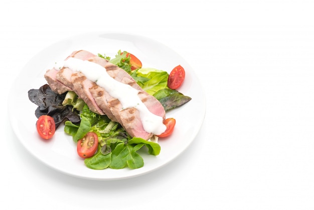 tonijnsteak met salade