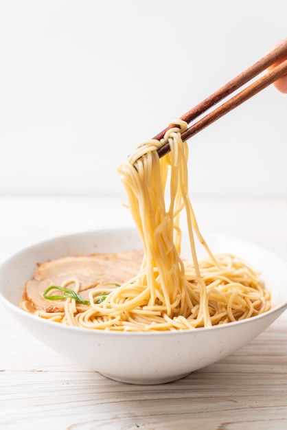 tonkotsu ramen noodles with chaashu pork