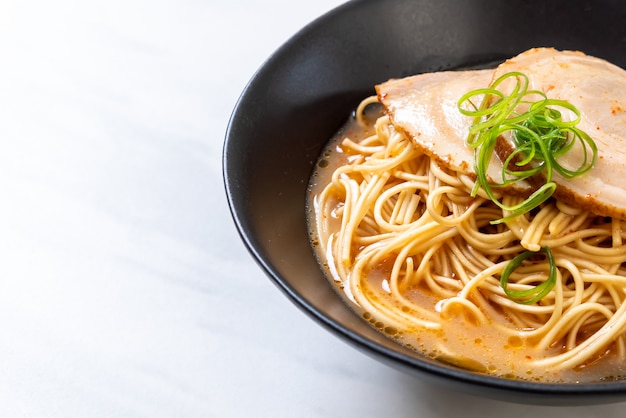 tonkotsu ramen noodles with chaashu pork