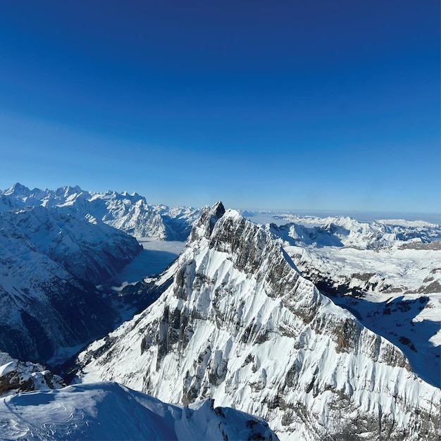 写真 スイス ティトリス山の頂上