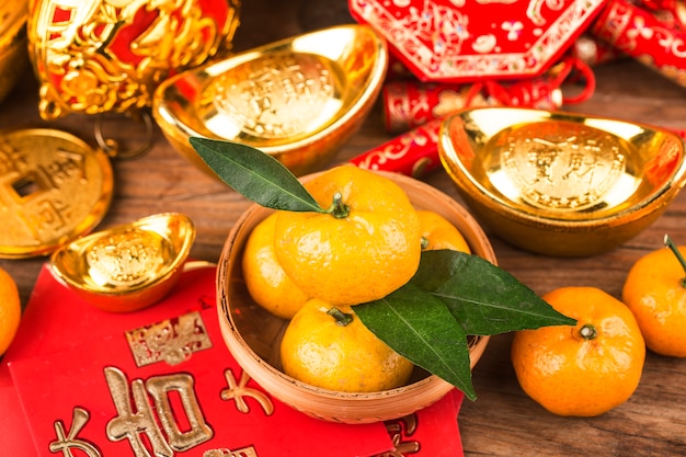 Foto accessori vista dall'alto decorazioni per feste cinesi di capodanno. benedizione cinese di grande fortuna