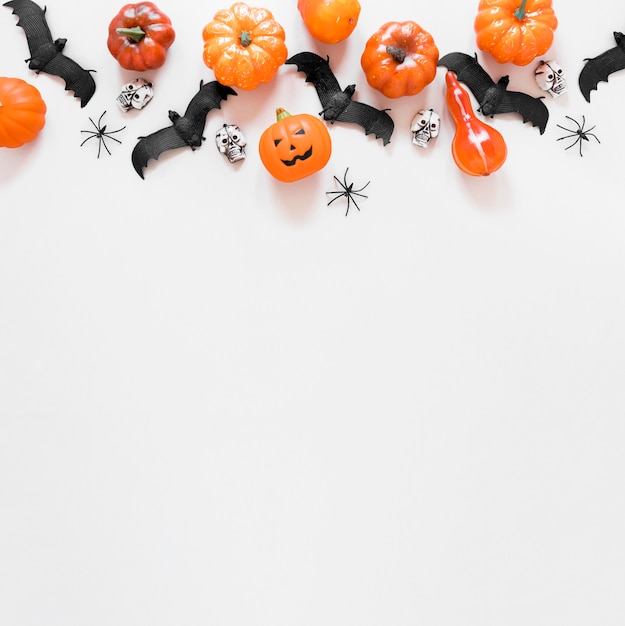 Photo top view creepy halloween elements with copy space