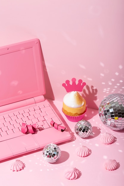 Laptop Wallpapers For Girls Images - Free Download on Freepik Laptop Wallpapers For Girls Images - Free Download on Freepik