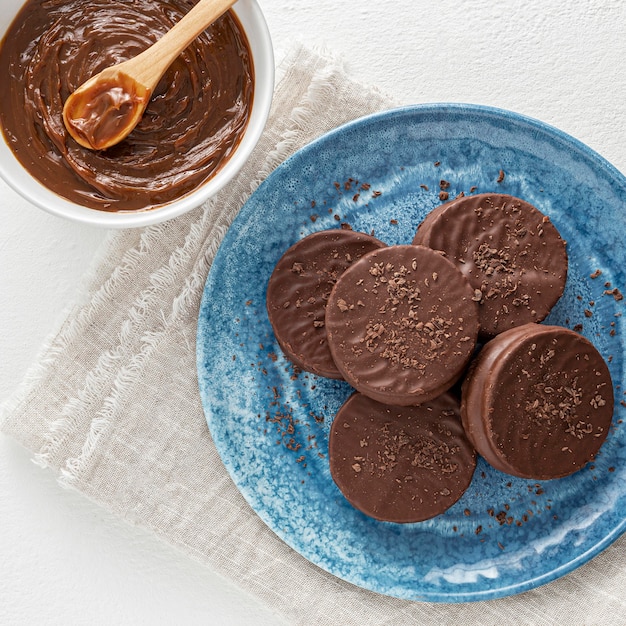 Photo top view of delicious alfajores cookies