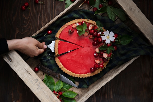 Photo top view delicious dessert with cherries