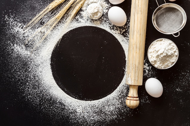 写真 パドルでトップビュー小麦粉