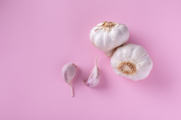 Top view of garlic cloves