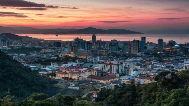 Photo top view of georgetown capital of penang island malaysia from top of penang hill