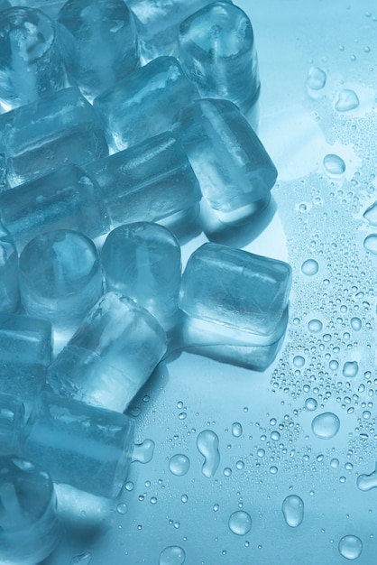 Top view  ice cubes arrangement