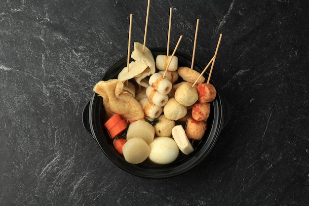 Photo top view japanese oden skewer