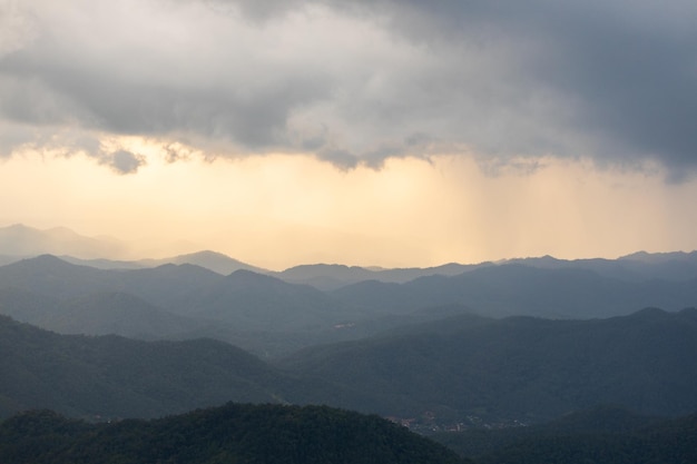 Photo top view landscape of morning mist with mountain layer at sapan nan thailand