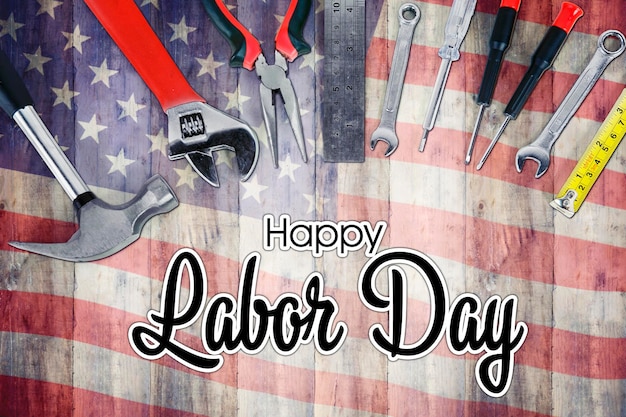 Фото Вид сверху на текст happy labor day с удобными инструментами