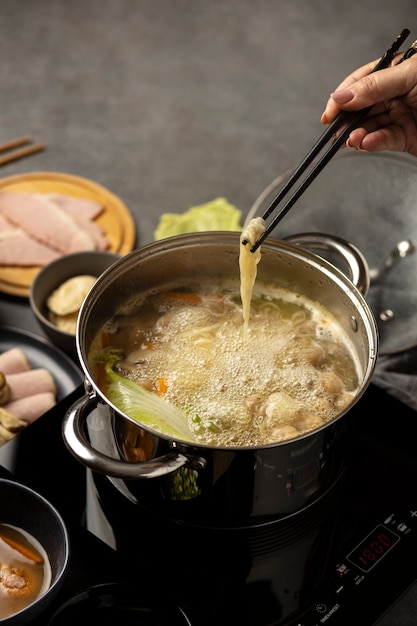 写真 鍋料理の上面図