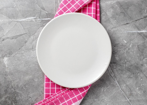 top view photo of empty grey plate