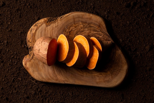 Photo top view sliced sweet potato