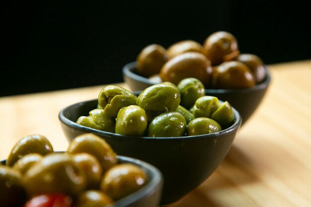 Topkwaliteit olijfschotel in Spanje Traditionele Spaanse tapa