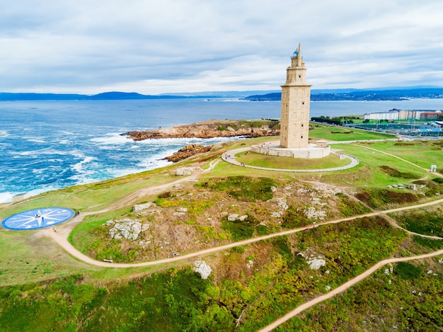 Toren van Hercules of Torre de Hercules is een oude Romeinse vuurtoren in A Coruna in Galicië, Spanje