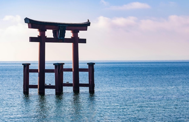 写真 ビワ湖のトリーゲート