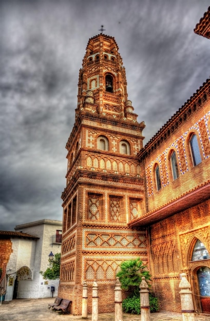 Photo torre d'utebo zaragoza in poble espanyol barcelona